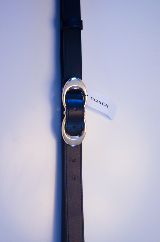 Cinto Coach - Preto em Couro com Fivela Metálica