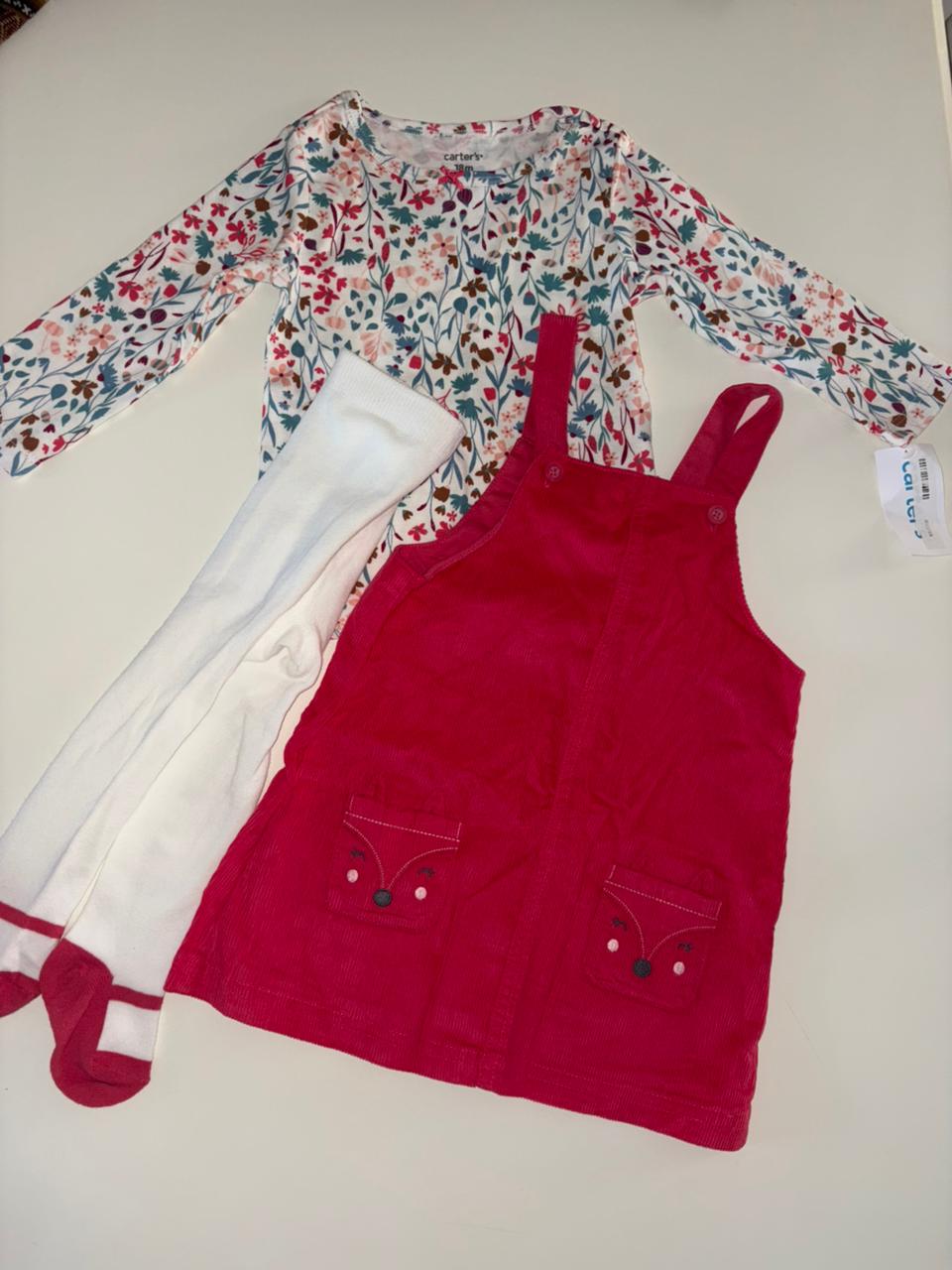 Conjunto Carter’s Jardineira & Flores