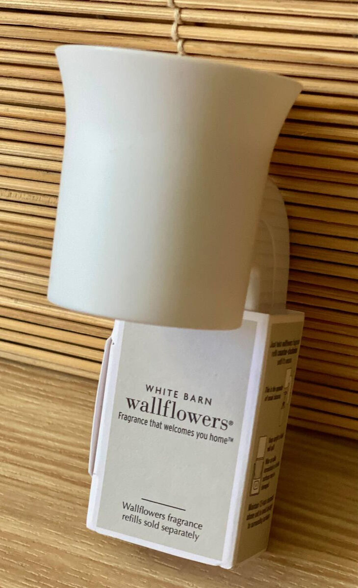Difusor de Ambiente Wallflowers White Barn - Bath & Body Works